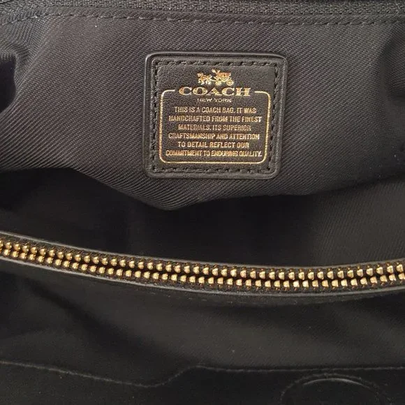 Women's Coach Leather Tote Handbag Purse Color Black! Like New H- 9” W- 13” D-5” - Picture 10 of 13